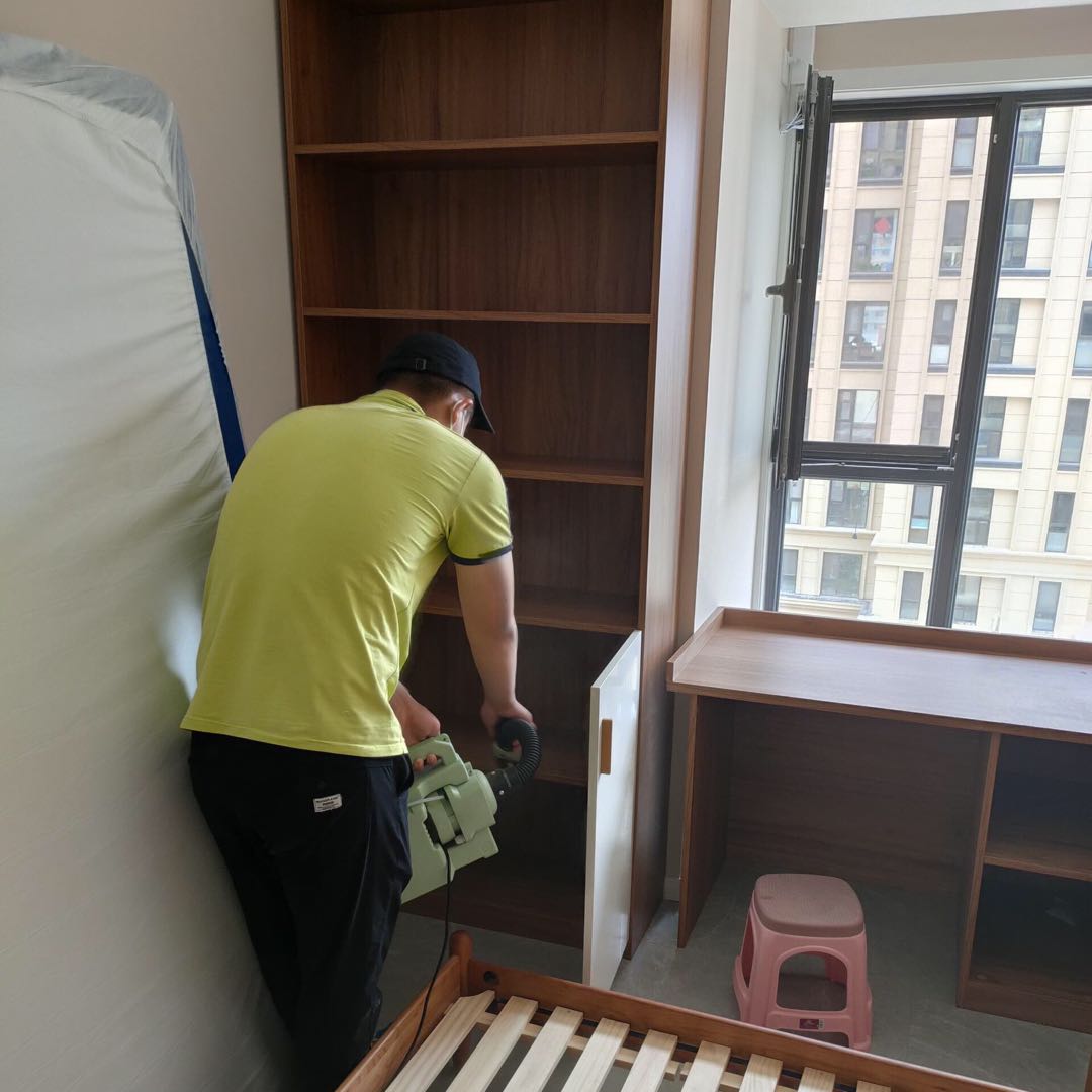 很多人都喜歡使用通風法進行除醛